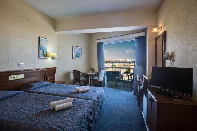 Polycarpia Hotel Pernera Dış mekan fotoğraf