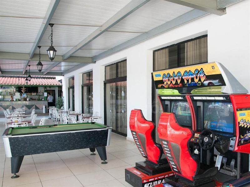 Polycarpia Hotel Pernera Dış mekan fotoğraf