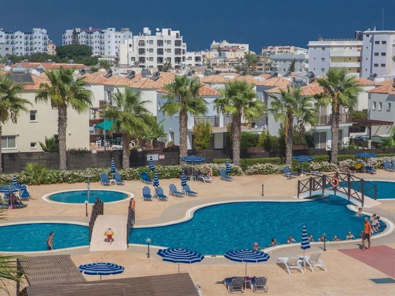 Polycarpia Hotel Pernera Dış mekan fotoğraf