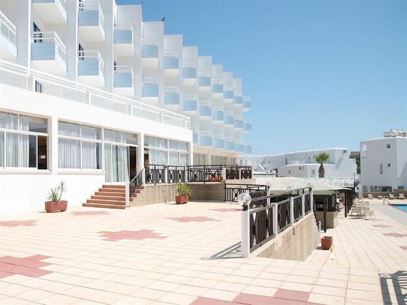 Polycarpia Hotel Pernera Dış mekan fotoğraf