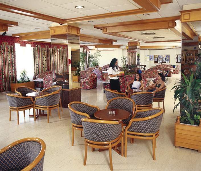 Polycarpia Hotel Pernera Dış mekan fotoğraf